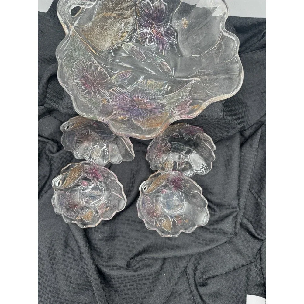 Mikasa Studio Nova Crystal Embossed Floral Pattern 8 Inch Serving Bowl & 4 Bowls
